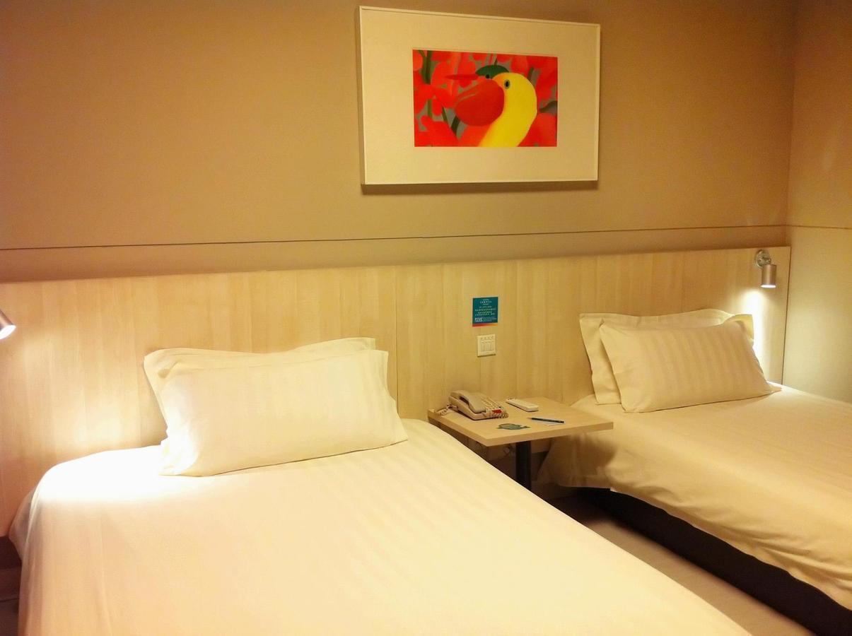 Jinjiang Inn Wuhan Optical Valley Finance Habour מראה חיצוני תמונה
